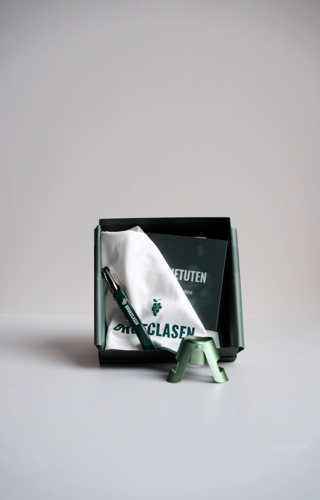 GAVEPAKKE 1 - vinsmaking & druekitet